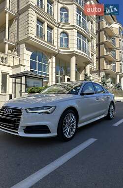 Седан Audi A6 2016 в 