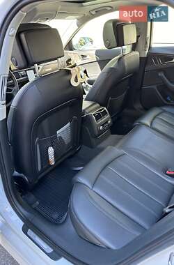 Седан Audi A6 2016 в 