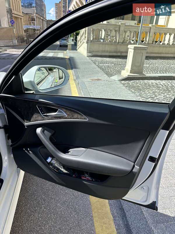 Седан Audi A6 2016 в Киеве