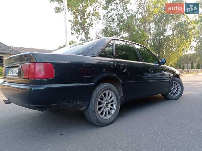 Седан Audi A6 1996 в Могилев-Подольске