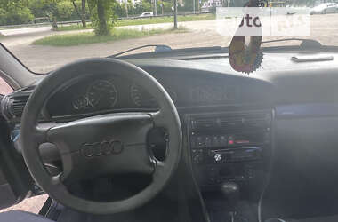 Седан Audi A6 1997 в Виннице