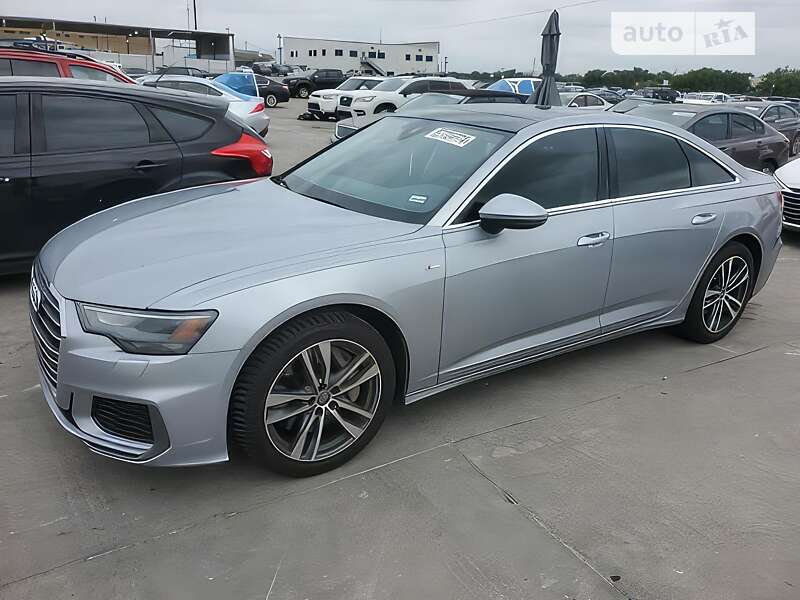 Седан Audi A6 2019 в 