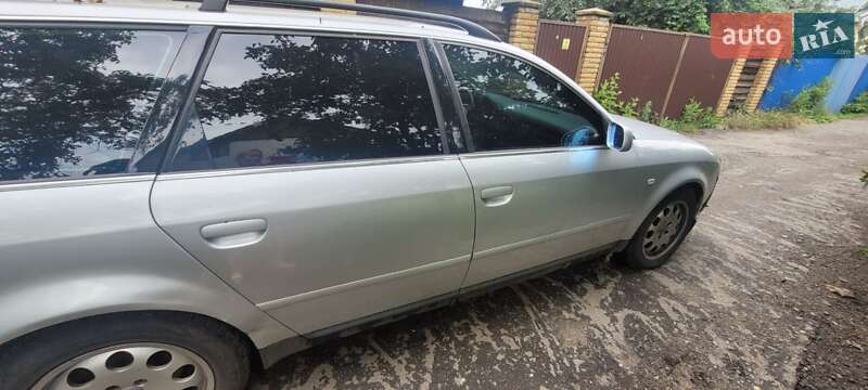 Универсал Audi A6 2001 в Киеве