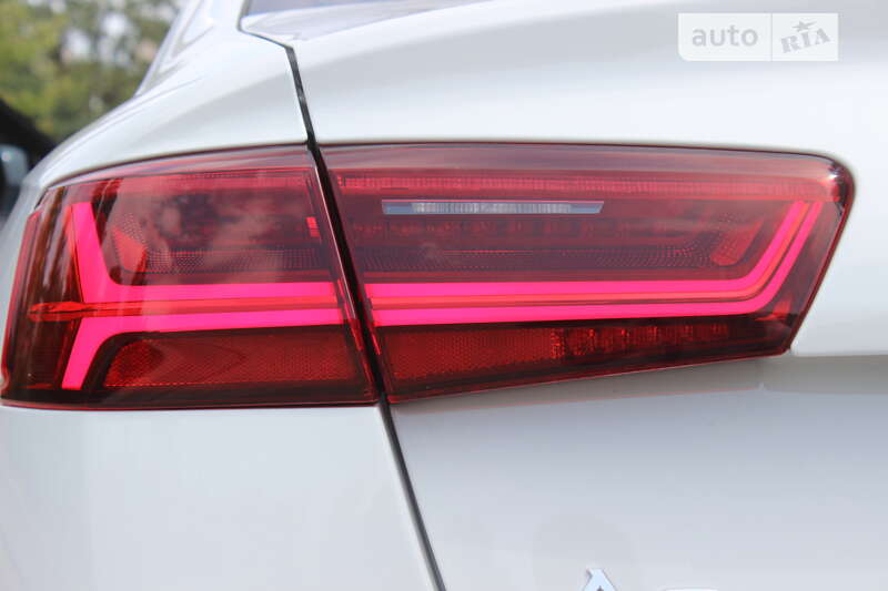 Седан Audi A6 2017 в Днепре