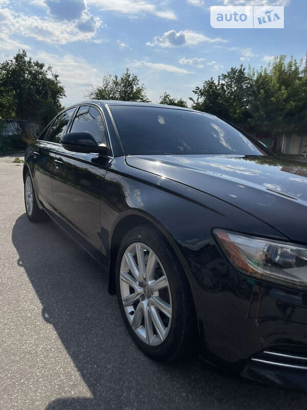 Седан Audi A6 2014 в Харькове