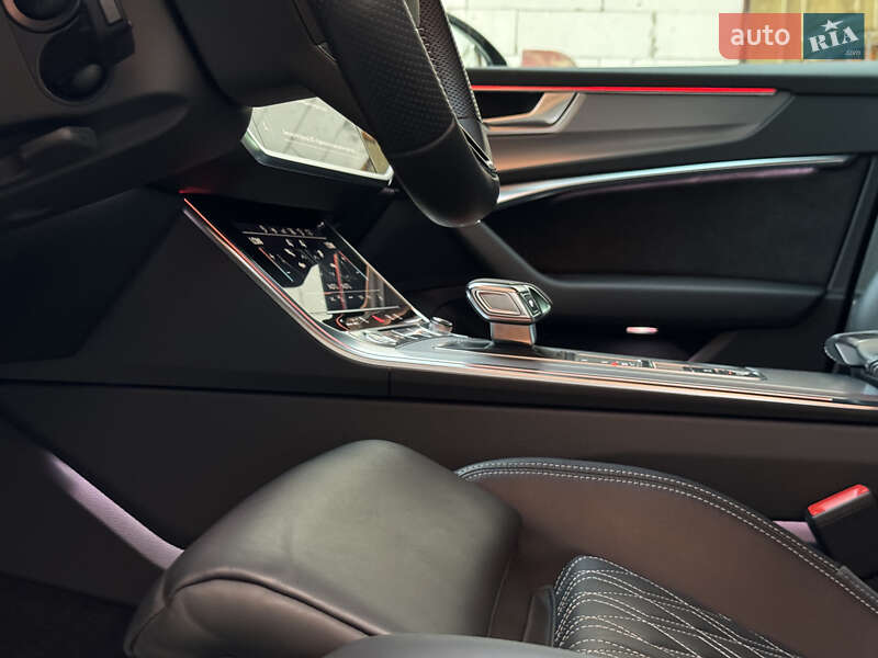 Седан Audi A6 2018 в Киеве