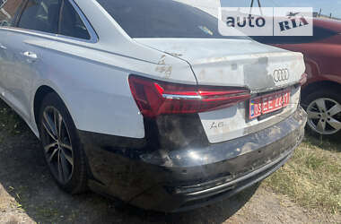 Седан Audi A6 2019 в 