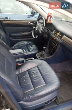 Універсал Audi A6 2000 в 