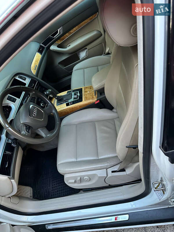 Седан Audi A6 2010 в Львове
