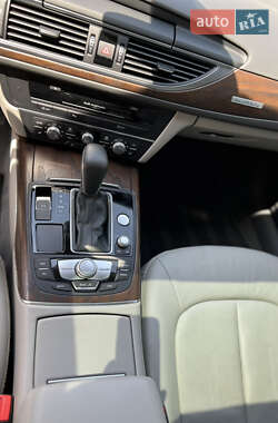 Седан Audi A6 2015 в 