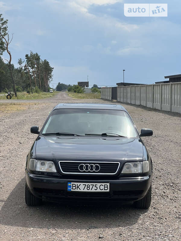 Седан Audi A6 1994 в Рокитном