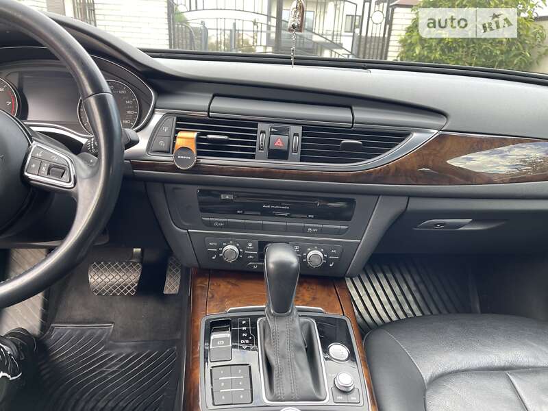 Седан Audi A6 2015 в Львове