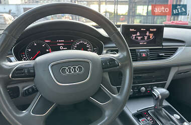 Седан Audi A6 2012 в 