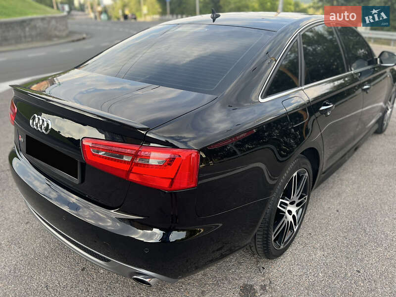 Седан Audi A6 2014 в Дніпрі