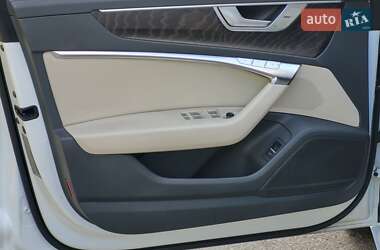 Седан Audi A6 2019 в 