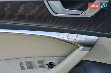 Седан Audi A6 2019 в 
