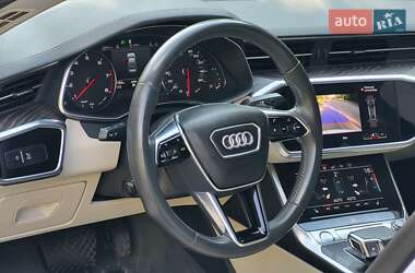 Седан Audi A6 2019 в 
