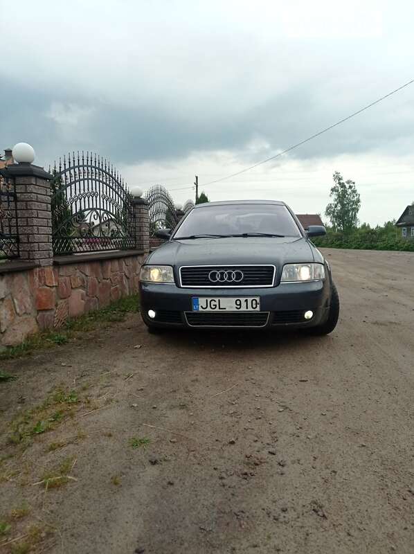 Седан Audi A6 2002 в Дроздыни