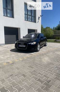 Седан Audi A6 2012 в 