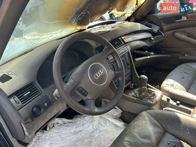 Универсал Audi A6 2001 в Сокале