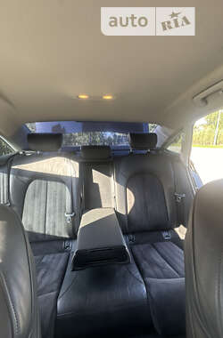 Седан Audi A6 2013 в 