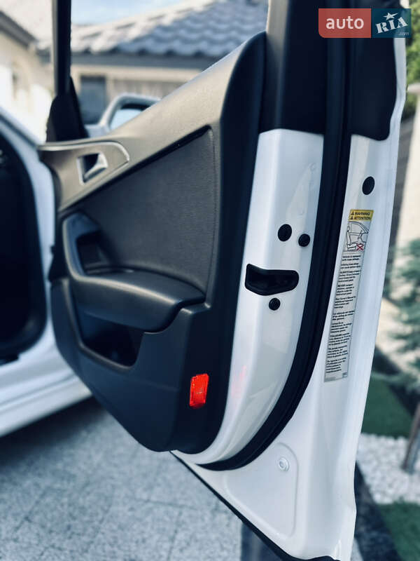 Седан Audi A6 2016 в Тячеві фото 70 Седан Audi A6 2016 в Тячеві