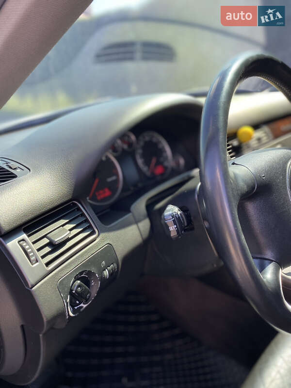 Седан Audi A6 2002 в Шептицькому