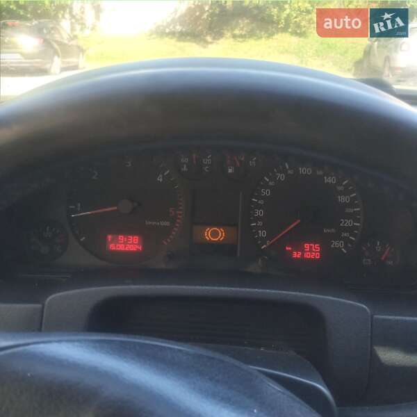 Універсал Audi A6 2001 в Зборові