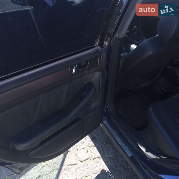 Универсал Audi A6 2001 в Зборове