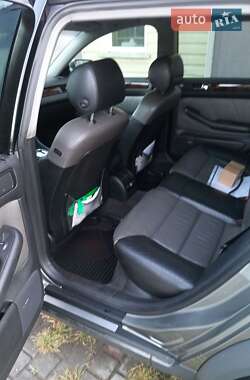 Универсал Audi A6 2001 в 