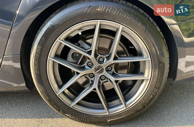 Седан Audi A6 2013 в 