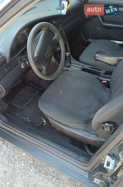Седан Audi A6 1995 в 