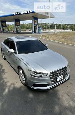 Седан Audi A6 2014 в Смілі