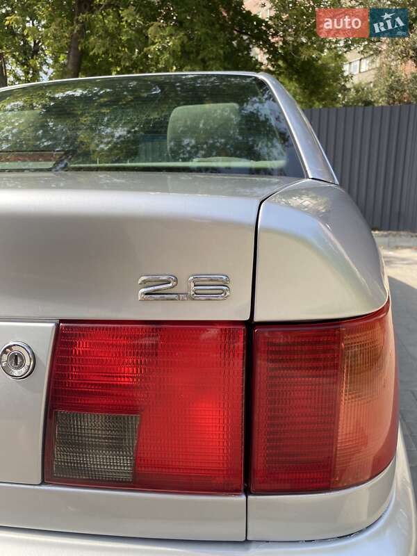 Седан Audi A6 1997 в Днепре