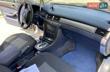 Универсал Audi A6 2001 в 