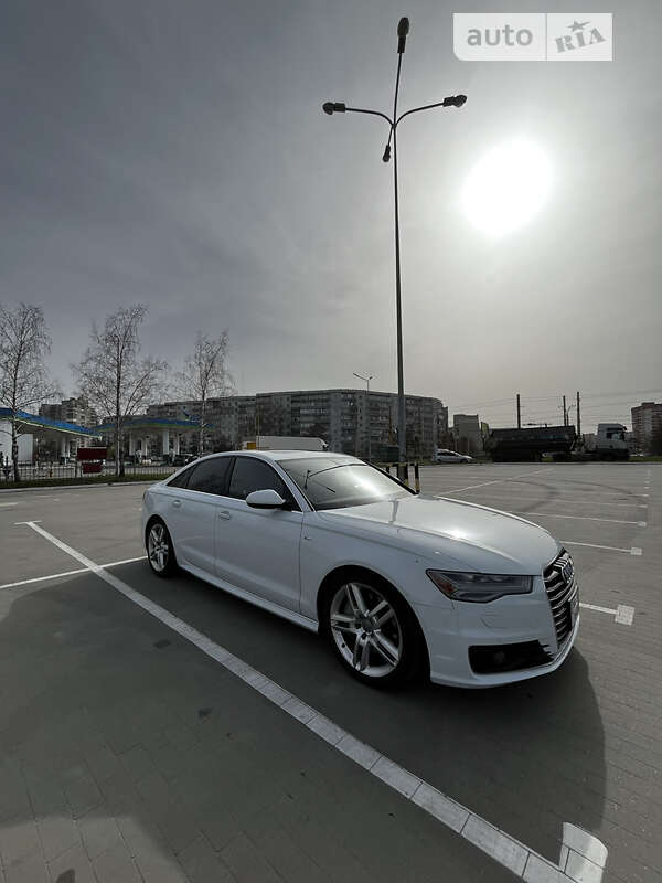 Седан Audi A6 2016 в Сумах