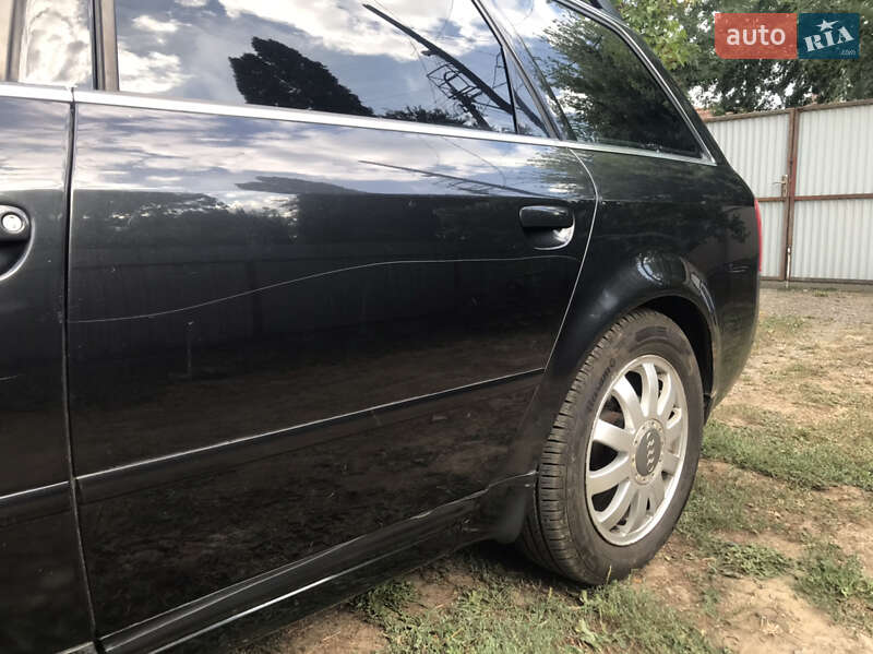 Универсал Audi A6 2001 в Ужгороде