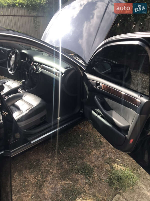 Универсал Audi A6 2001 в Ужгороде