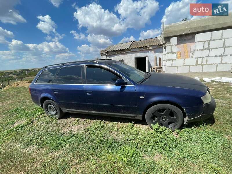 Универсал Audi A6 1998 в Южном
