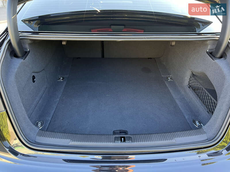 Седан Audi A6 2013 в Киеве