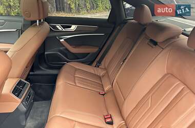 Седан Audi A6 2019 в 