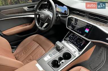 Седан Audi A6 2019 в 