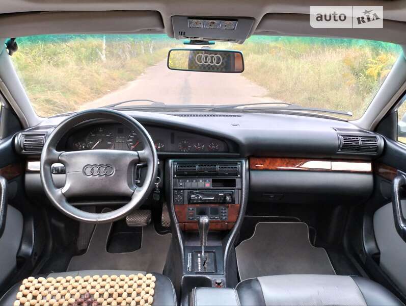 Универсал Audi A6 1995 в Ровно