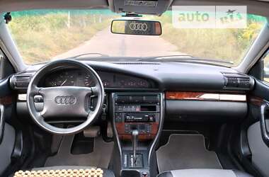 Универсал Audi A6 1995 в 