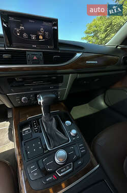 Седан Audi A6 2011 в 