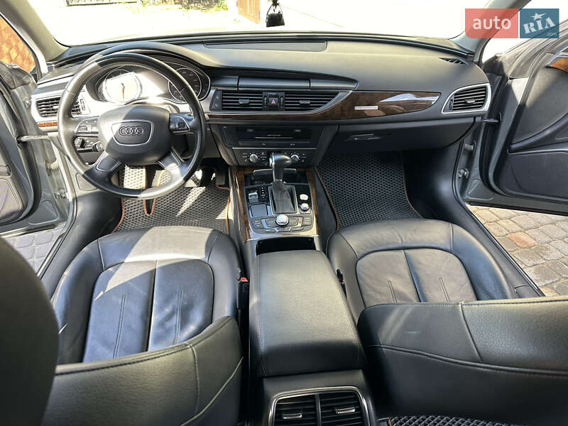 Седан Audi A6 2012 в Добросині