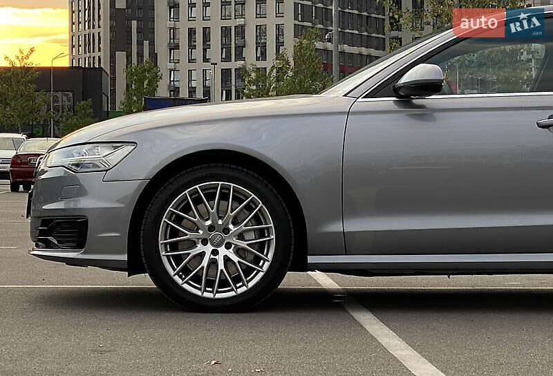 Седан Audi A6 2016 в Киеве
