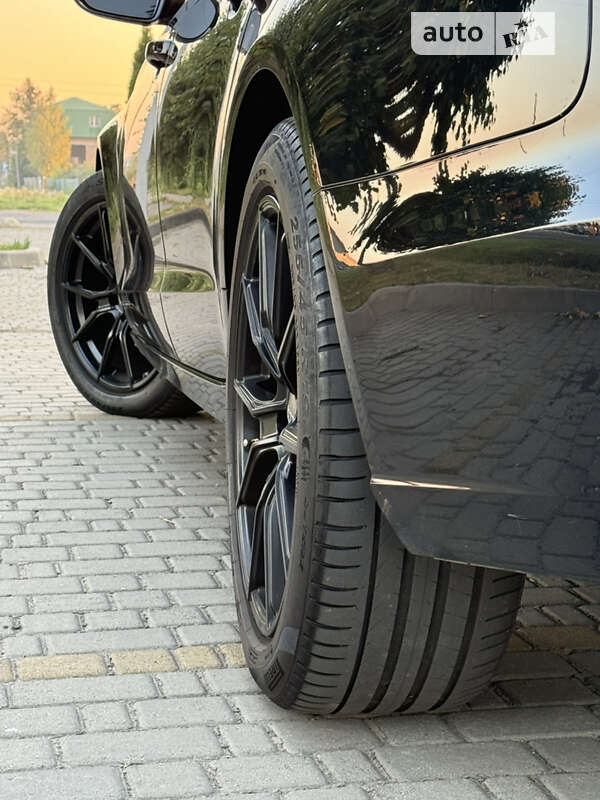 Седан Audi A6 2013 в Сарнах