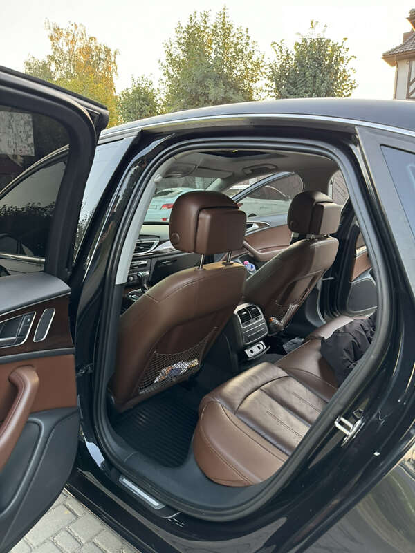 Седан Audi A6 2013 в Сарнах