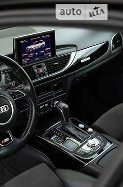 Универсал Audi A6 2015 в 